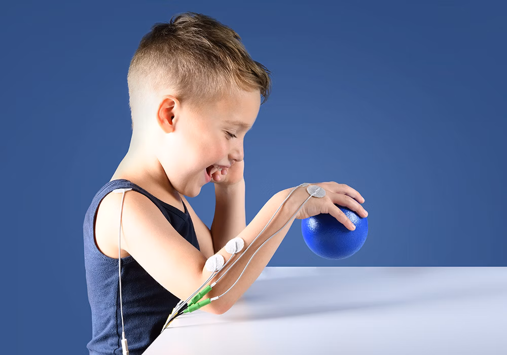 STIWELL therapy | spherical grasp (cerebral palsy, ICP) STIWELL therapy | spherical grasp (cerebral palsy, ICP)