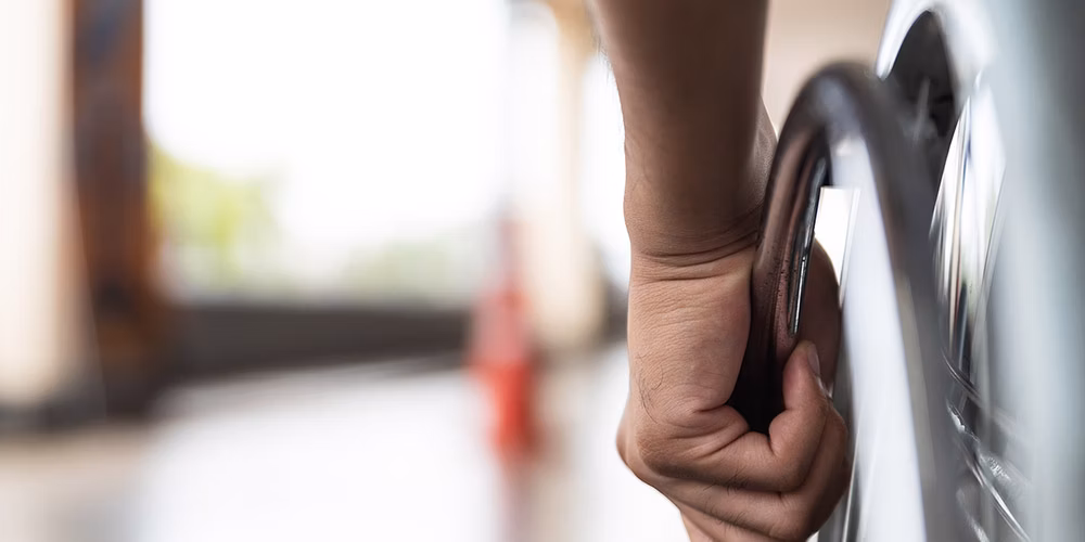 STIWELL® Neurorehabilitation | Was sind Plegien?
